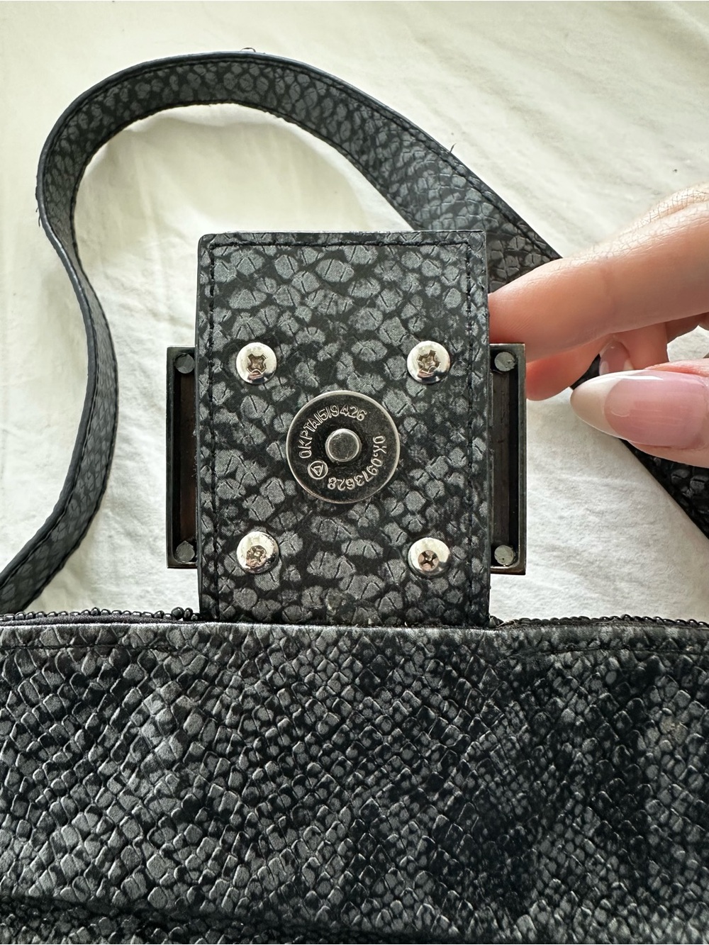 SOLD ❤️ Fendi Zucca FF Lizard-Trim Beaded Baguette - Picture 8 of 16